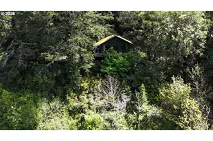 33090 Lupine Way Rd, Gold Beach, OR 97444 - Photo 7