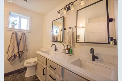25217 Tyro Ave, Veneta, OR 97487 - Photo 17