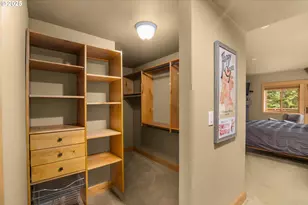 31252 E Collins Lake Rd, Government Camp, OR 97028 - Photo 27