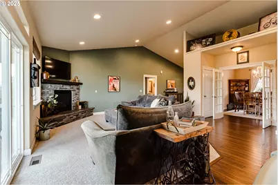 6452 Dogwood St, Springfield, OR 97478 - Photo 7