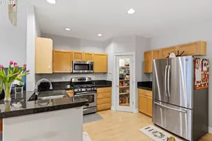 17264 SW Marty Ln, Beaverton, OR 97003 - Photo 5