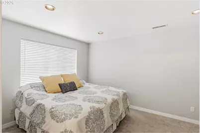 17264 SW Marty Ln, Beaverton, OR 97003 - Photo 9