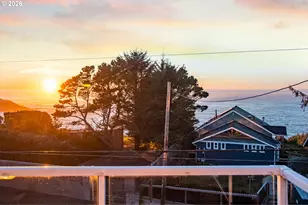 420 SW Coast Ave, Depoe Bay, OR 97341 - Photo 23