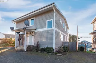 420 SW Coast Ave, Depoe Bay, OR 97341 - Photo 37