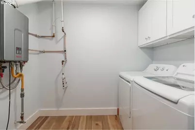 420 SW Coast Ave, Depoe Bay, OR 97341 - Photo 17