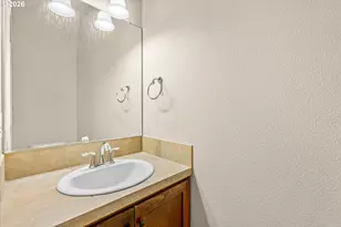 8648 NE Delamere Way, Hillsboro, OR 97006 - Photo 13