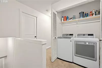 8648 NE Delamere Way, Hillsboro, OR 97006 - Photo 15