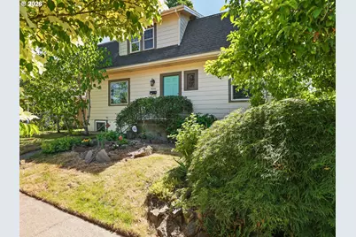 9648 N Central St, Portland, OR 97203 - Photo 1