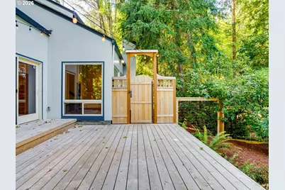 71 Tanglewood Dr, Lake Oswego, OR 97035 - Photo 37