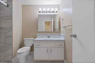 5561 SW Multnomah Blvd, Portland, OR 97219 - Photo 15