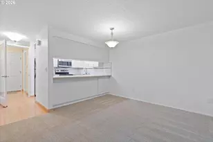 5561 SW Multnomah Blvd, Portland, OR 97219 - Photo 5