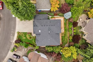 15435 NE Siskiyou St, Portland, OR 97230 - Photo 41