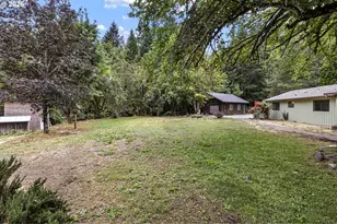 296 Mobley Dr, Azalea, OR 97410 - Photo 33