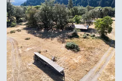 706 Creek Rd, Azalea, OR 97410 - Photo 9
