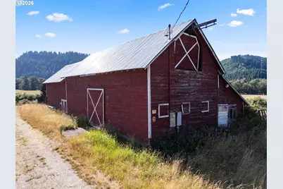 706 Creek Rd, Azalea, OR 97410 - Photo 5