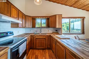 96333 Wildwood Rd, Brookings, OR 97415 - Photo 9
