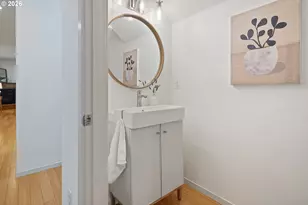 4720 N Commercial Ave, Portland, OR 97217 - Photo 7