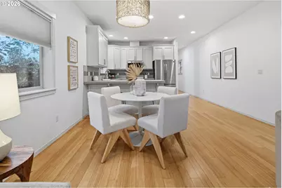 4720 N Commercial Ave, Portland, OR 97217 - Photo 11