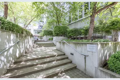 1255 NW 9th Ave #402, Portland, OR 97209 - Photo 23