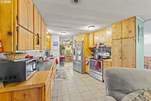 2409 Ireland Rd, Winston, OR 97496 - Photo 15