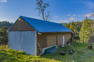 2409 Ireland Rd, Winston, OR 97496 - Photo 11