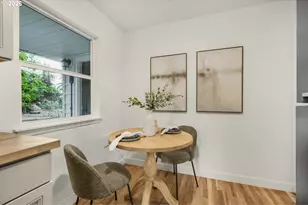 8907 SE Clay St, Portland, OR 97216 - Photo 13