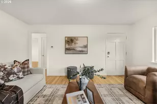 8907 SE Clay St, Portland, OR 97216 - Photo 7