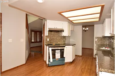 3816 NE 149th Ave, Portland, OR 97230 - Photo 9