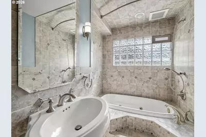 2498 Saddle Ct, West Linn, OR 97068 - Photo 17