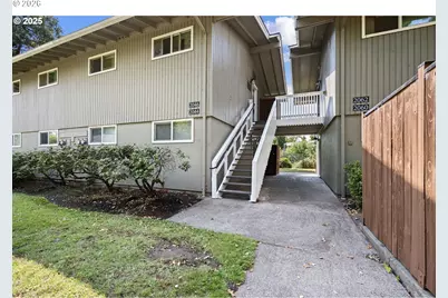 2046 W 14th Pl, Eugene, OR 97402 - Photo 29