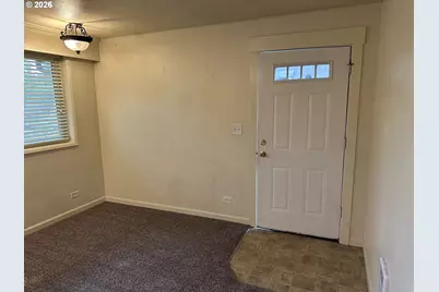 2046 W 14th Pl, Eugene, OR 97402 - Photo 17