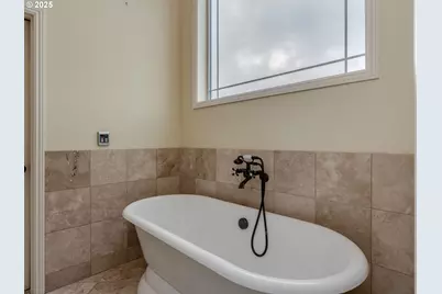 4353 M Dr, Washougal, WA 98671 - Photo 17