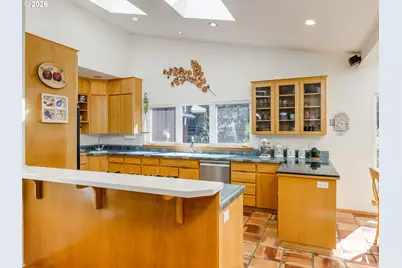 16461 NW Orchard View Rd, McMinnville, OR 97128 - Photo 9