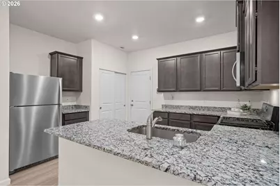 28 NE 134th Pl, Portland, OR 97230 - Photo 11