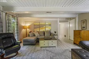 14729 NE Stanton Ct, Portland, OR 97230 - Photo 21