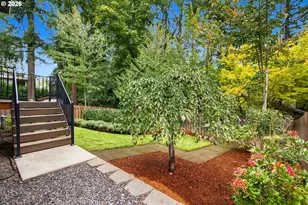 9034 SW 49th Ave, Portland, OR 97219 - Photo 29