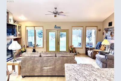 15843 Hunt Mountain Ln, Baker City, OR 97814 - Photo 9