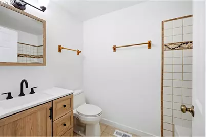 405 SE 21st St, Troutdale, OR 97060 - Photo 21