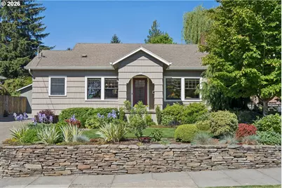 905 SE 71st Ave, Portland, OR 97215 - Photo 1