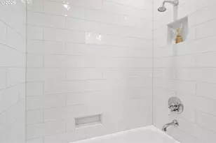 905 SE 71st Ave, Portland, OR 97215 - Photo 27