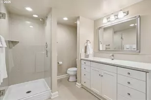 905 SE 71st Ave, Portland, OR 97215 - Photo 35