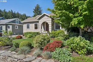 905 SE 71st Ave, Portland, OR 97215 - Photo 3