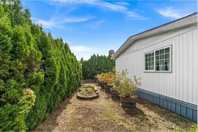 1055 N Lockhaven Dr, Keizer, OR 97303 - Photo 23