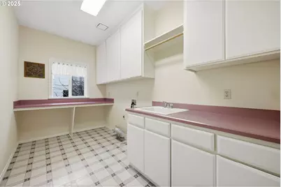 13386 SW Hillshire Dr, Portland, OR 97223 - Photo 17