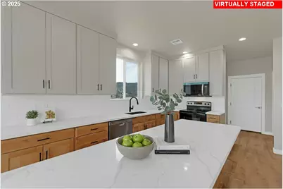 845 Forest Heights St, Sutherlin, OR 97479 - Photo 5