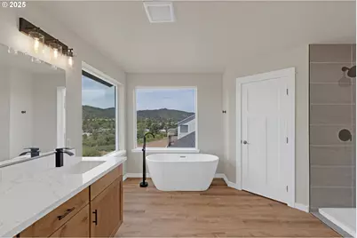 845 Forest Heights St, Sutherlin, OR 97479 - Photo 21