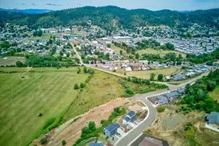 845 Forest Heights St, Sutherlin, OR 97479 - Photo 41