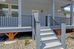 845 Forest Heights St, Sutherlin, OR 97479 - Photo 35