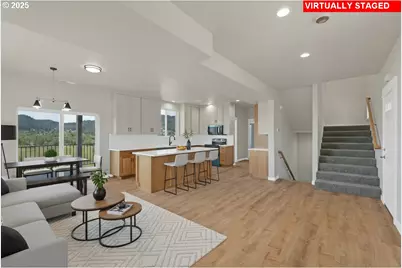 845 Forest Heights St, Sutherlin, OR 97479 - Photo 13