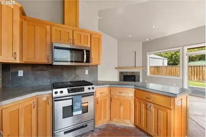 2721 La Darrah St, Eugene, OR 97404 - Photo 19